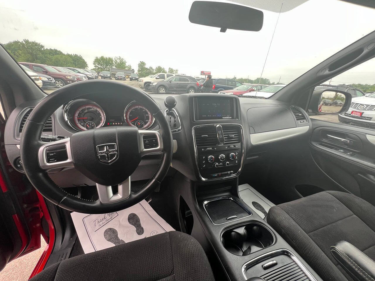 Used 2014 Dodge Grand Caravan SXT w/ Blacktop Package FWD image 10