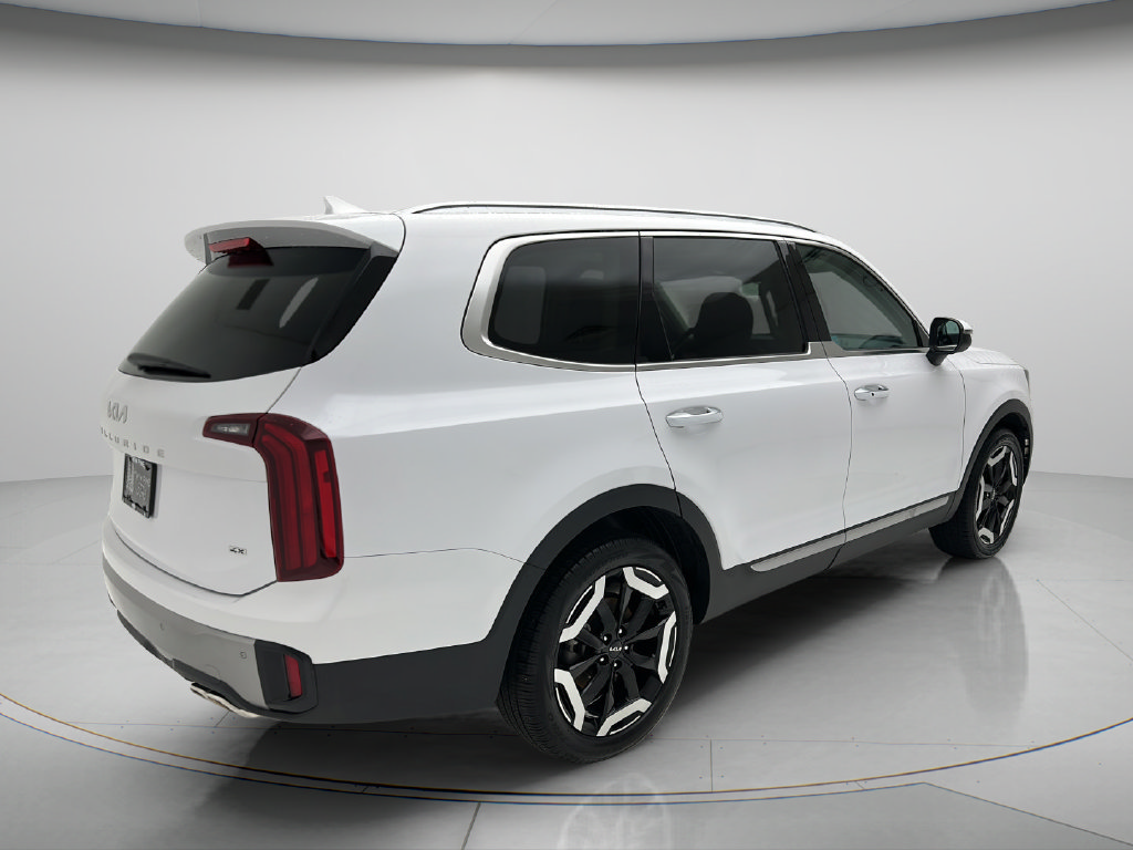 Used 2025 Kia Telluride S AWD/4WD image 5