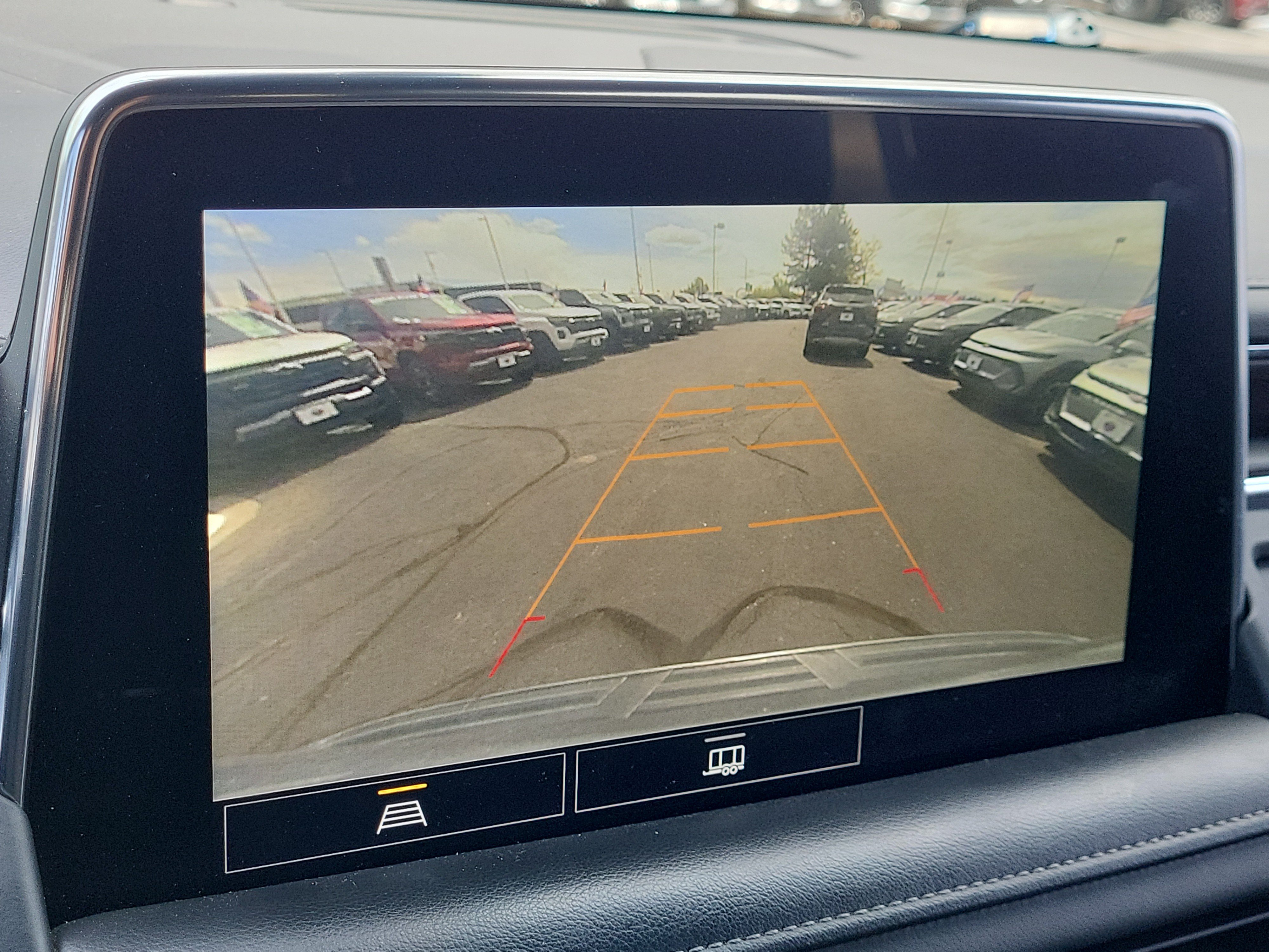 Used 2021 Chevrolet Tahoe Z71 AWD/4WD image 23