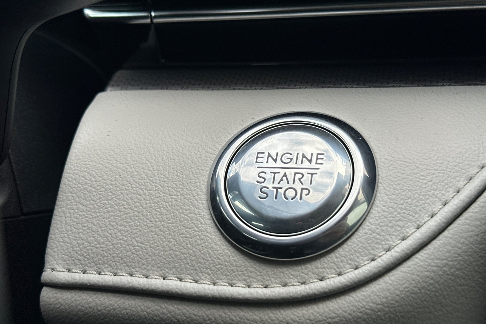 New 2026 Lincoln Nautilus Premier AWD/4WD image 22