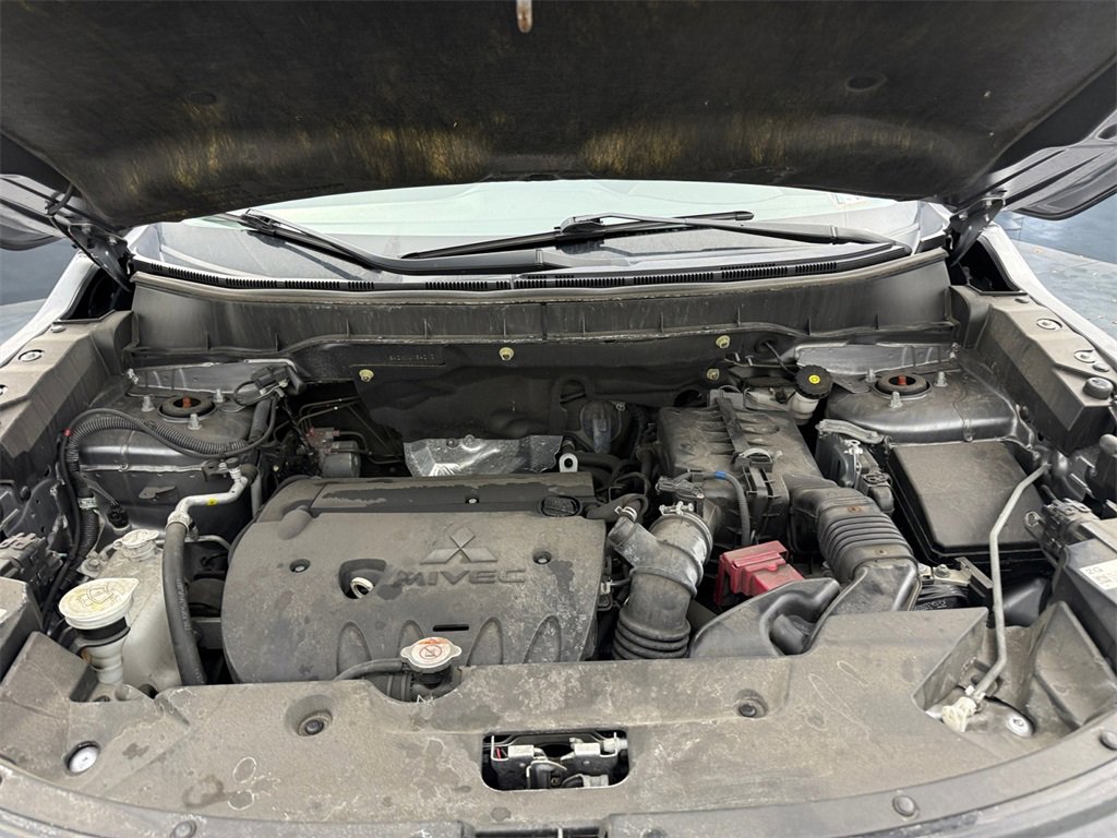 Used 2021 Mitsubishi Outlander Sport SE image 25