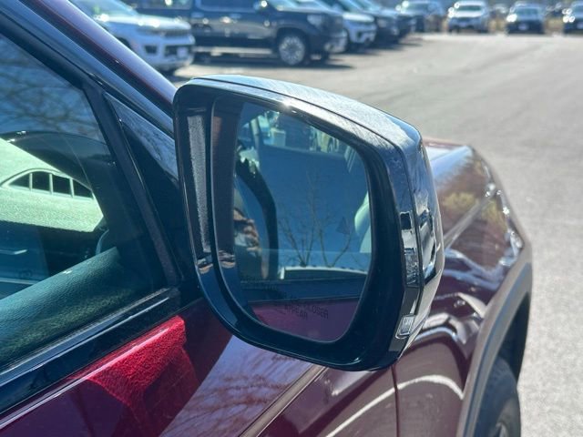 Used 2025 Jeep Grand Cherokee Altitude image 14