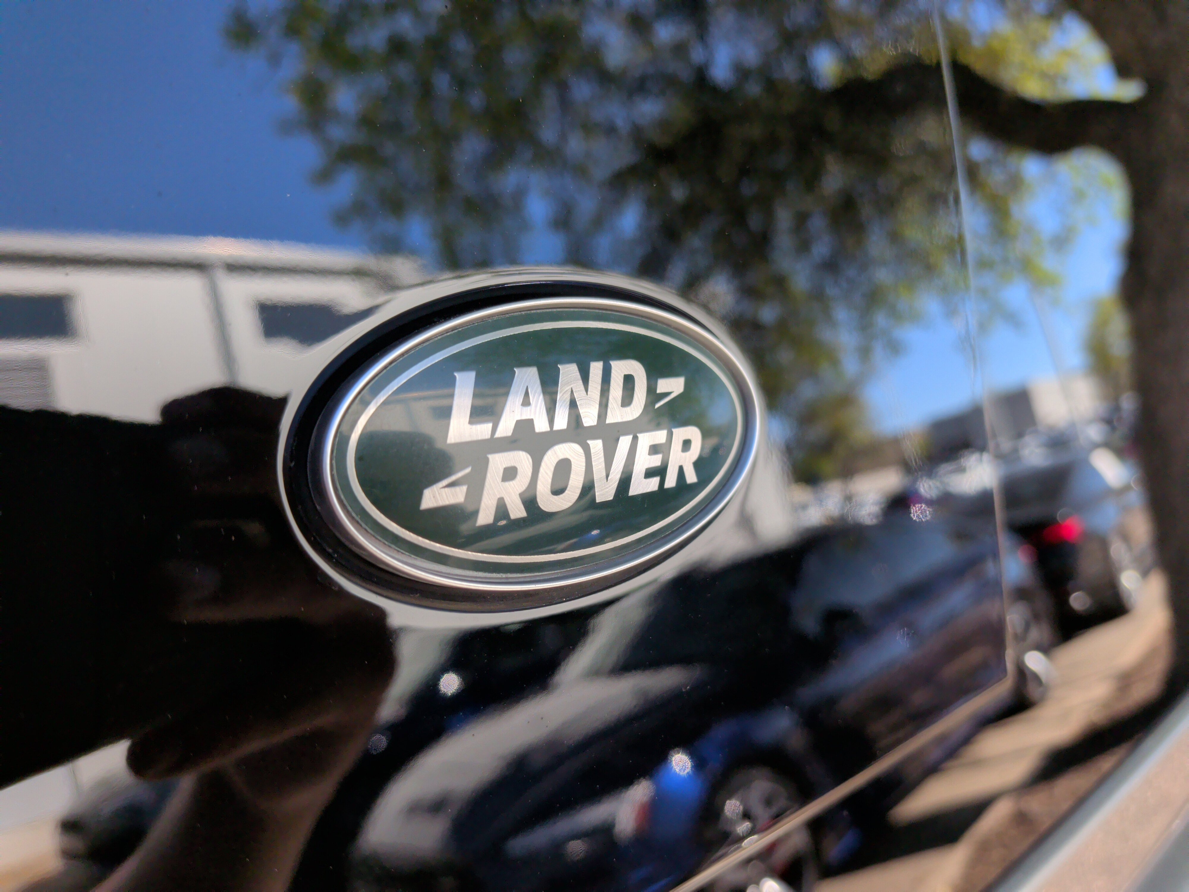 Used 2024 Land Rover Defender 110 S image 38