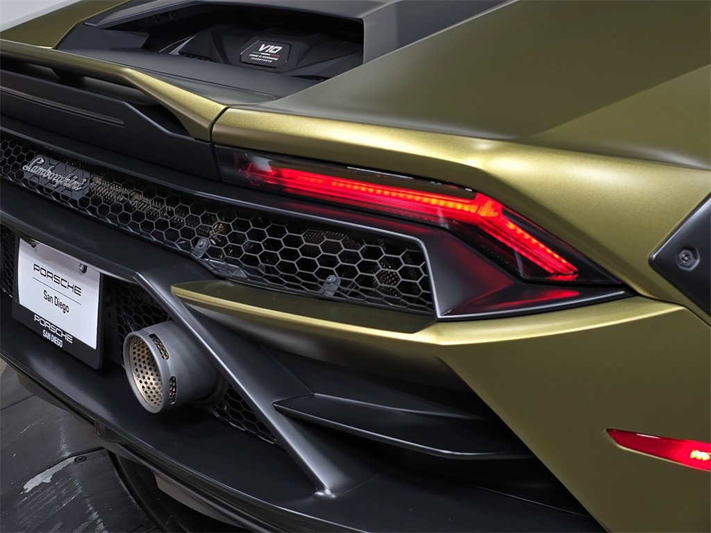 Used 2024 Lamborghini Huracan Sterrato image 30