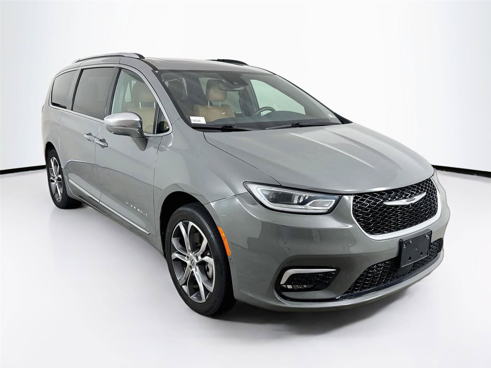 Used 2022 Chrysler Pacifica Pinnacle AWD/4WD image 10