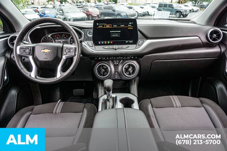Used 2025 Chevrolet Blazer LT FWD image 25
