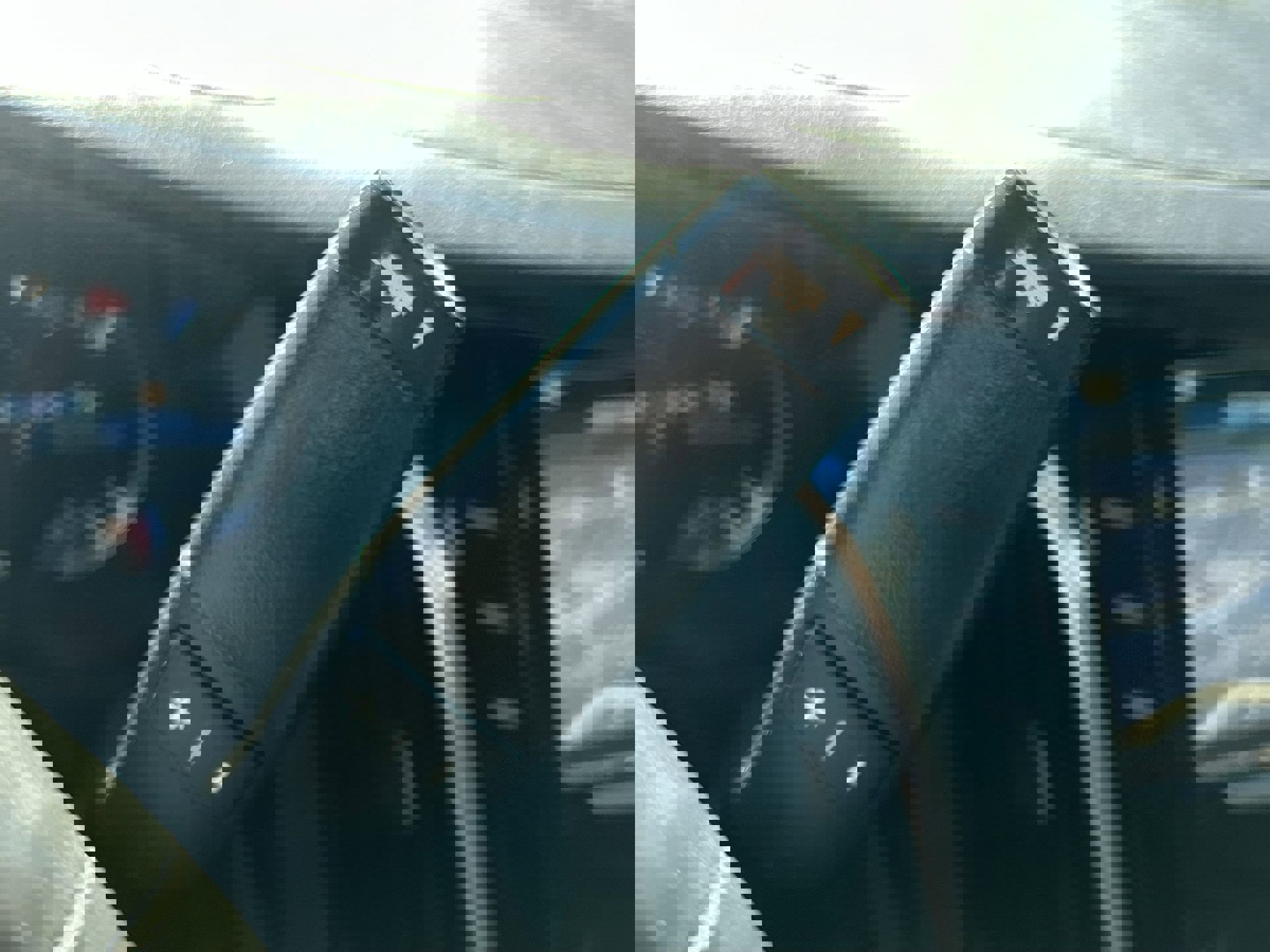 Used 2017 Cadillac Escalade Premium Luxury image 30