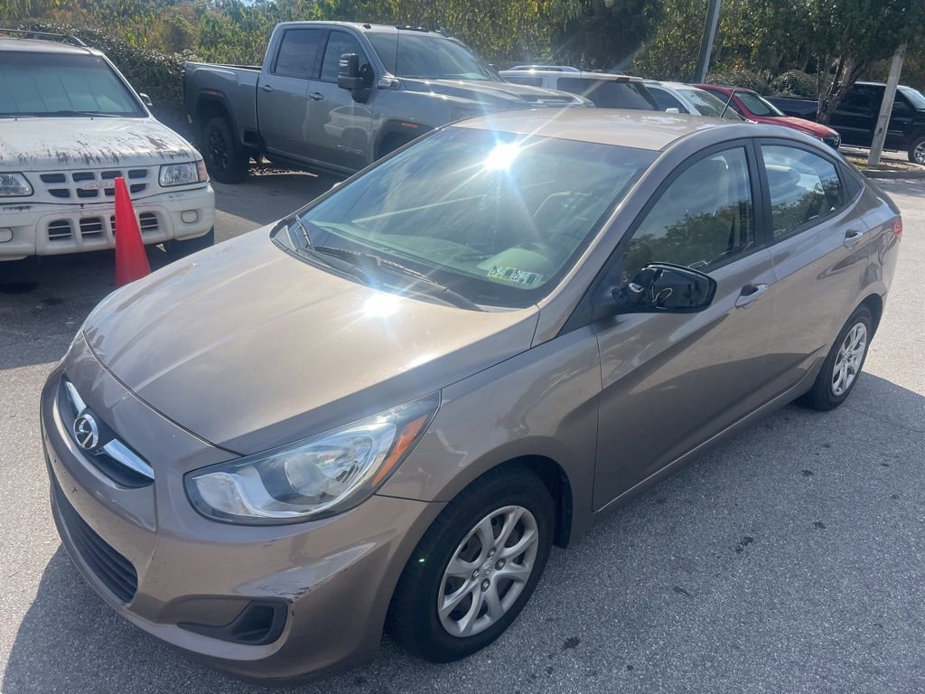 Used 2014 Hyundai Accent GLS image 7