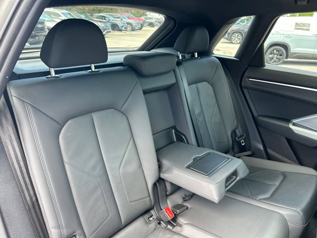 Used 2020 Audi Q3 2.0T Premium w/ Convenience Package AWD/4WD image 45