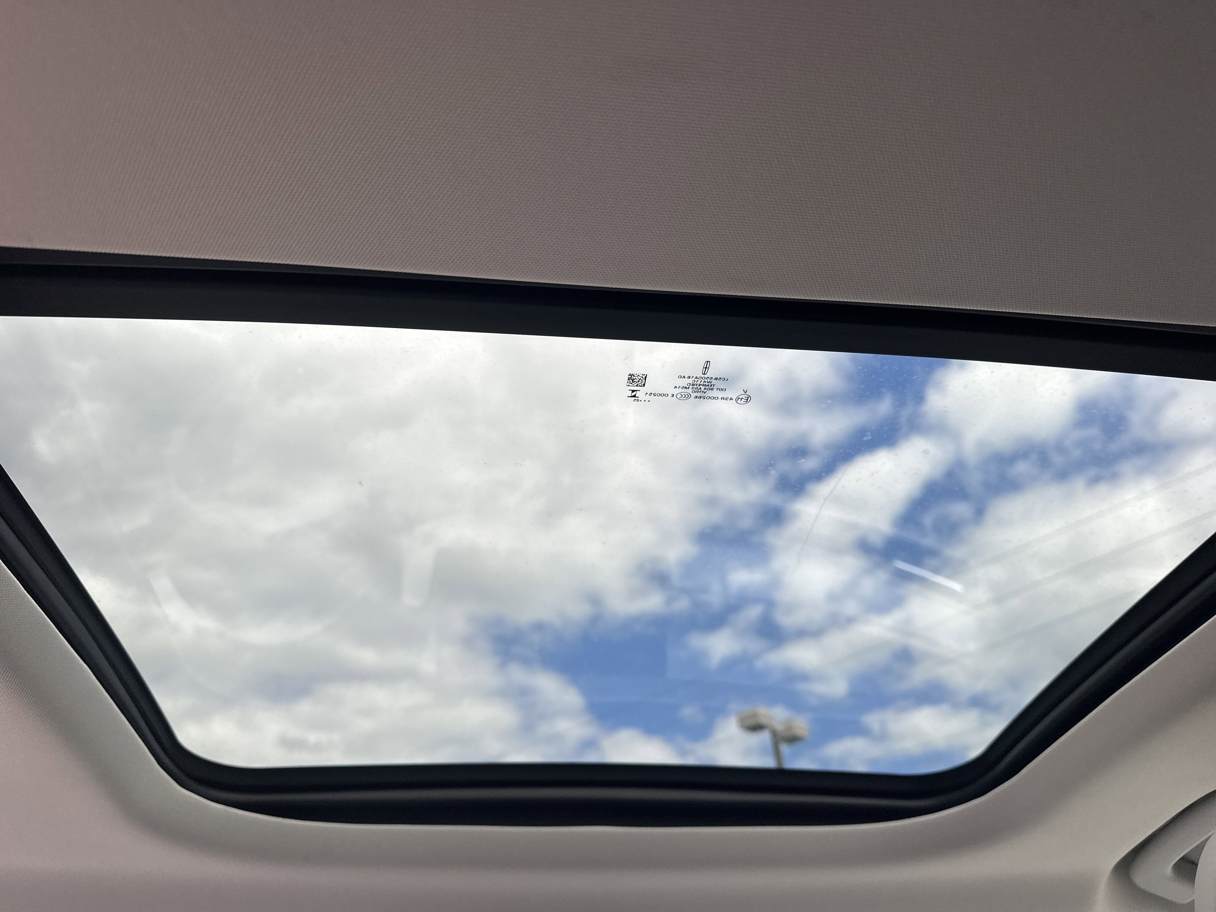 New 2026 Lincoln Aviator 2WD image 15