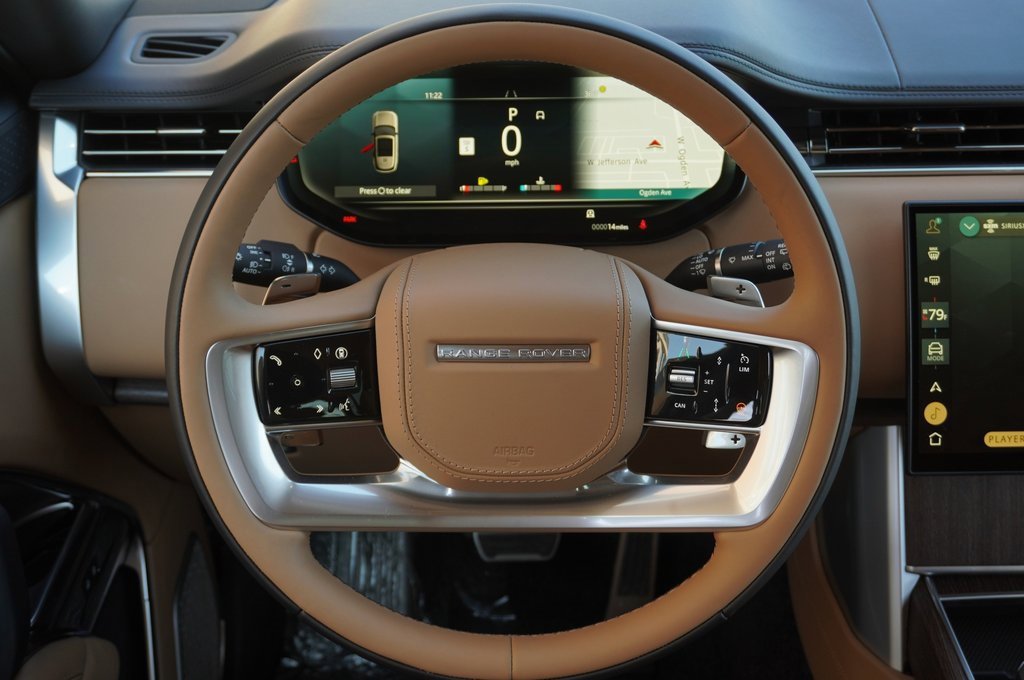 New 2026 Land Rover Range Rover Long Wheelbase Autobiography image 16