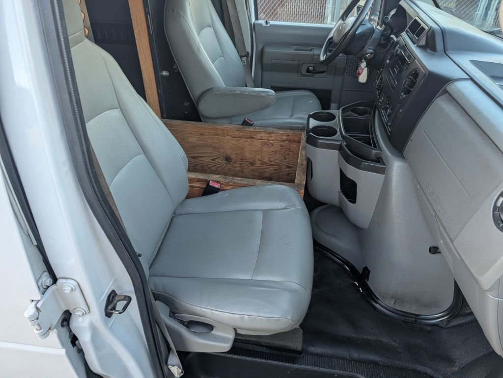 Used 2012 Ford E-350 and Econoline 350 Extended Super Duty w/ Commercial Cargo Van Pkg RWD image 17