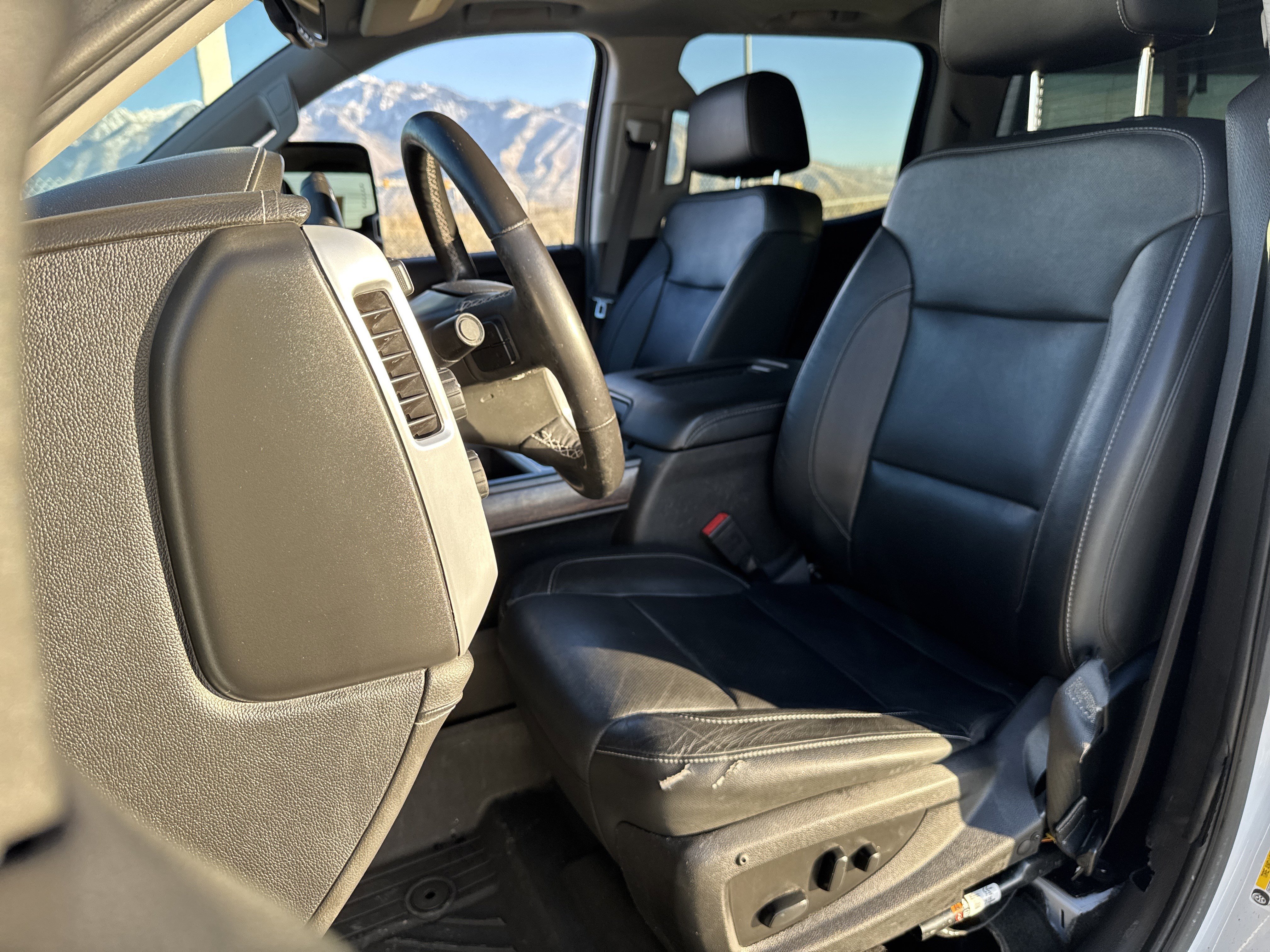 Used 2018 GMC Sierra 1500 SLT image 17
