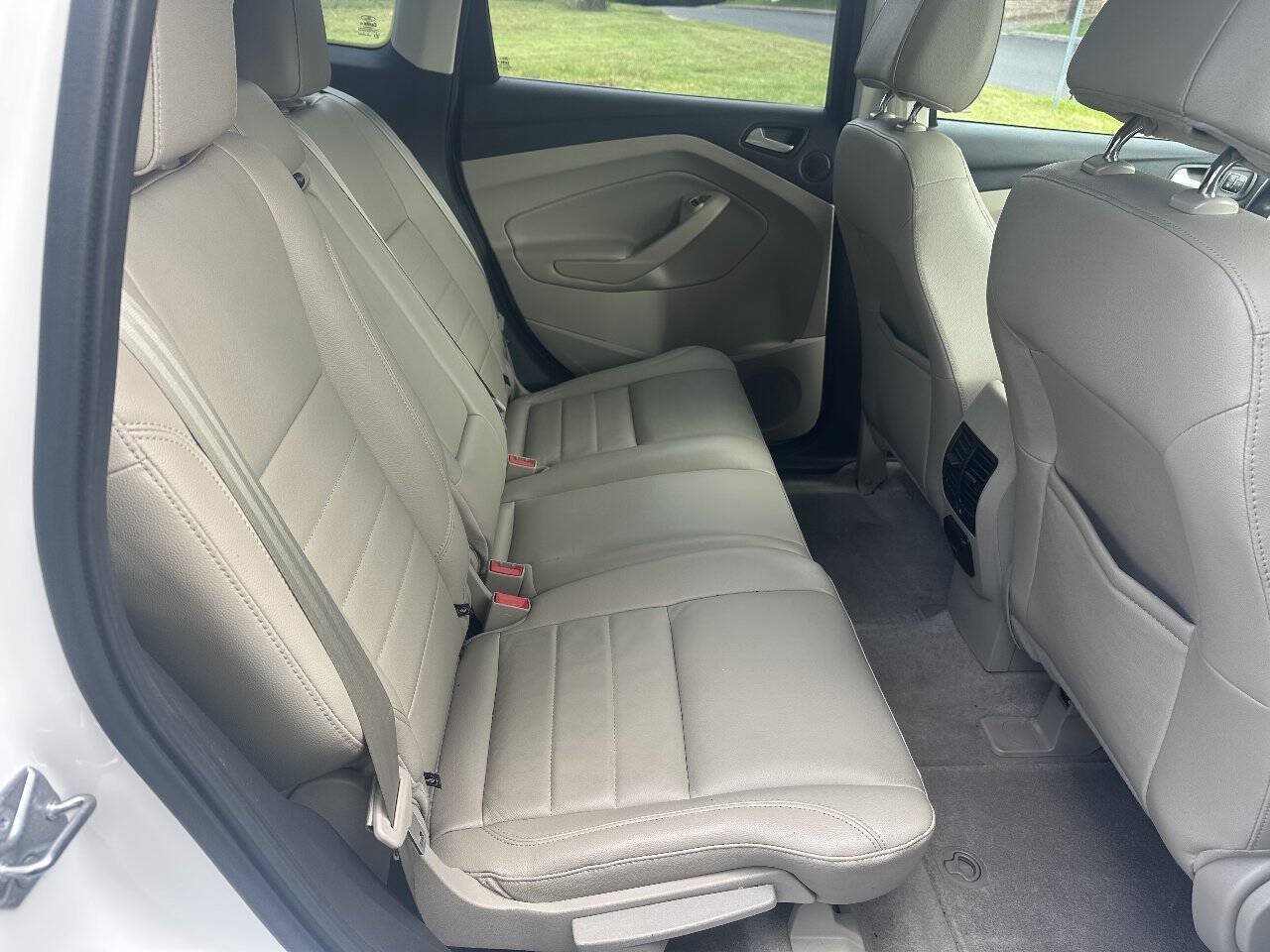 Used 2014 Ford Escape Titanium w/ Equipment Group 401A AWD/4WD image 13