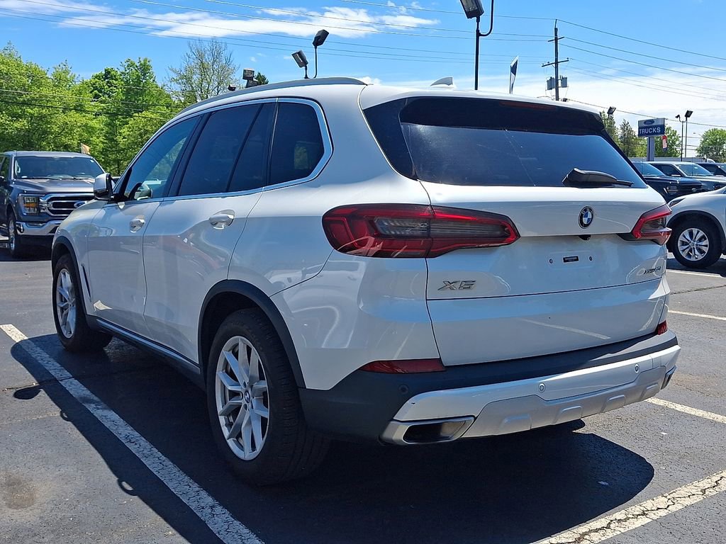 Used 2019 BMW X5 xDrive40i w/ Convenience Package AWD/4WD image 6