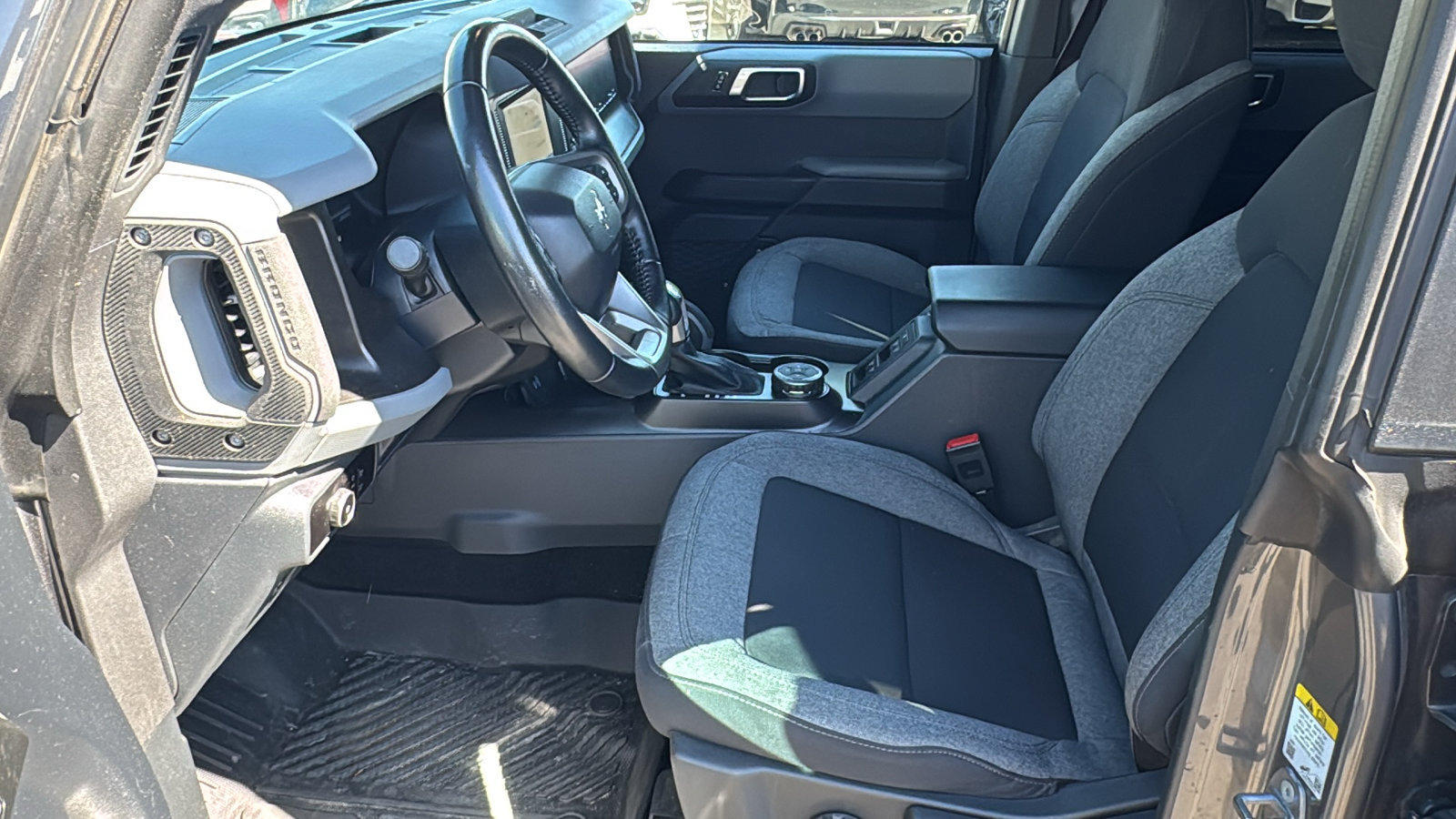 Used 2023 Ford Bronco 4-Door AWD/4WD image 17