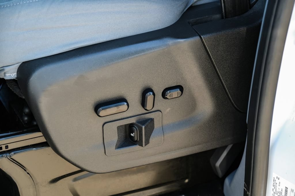Used 2019 Ford Transit 250 130 Low Roof RWD image 30