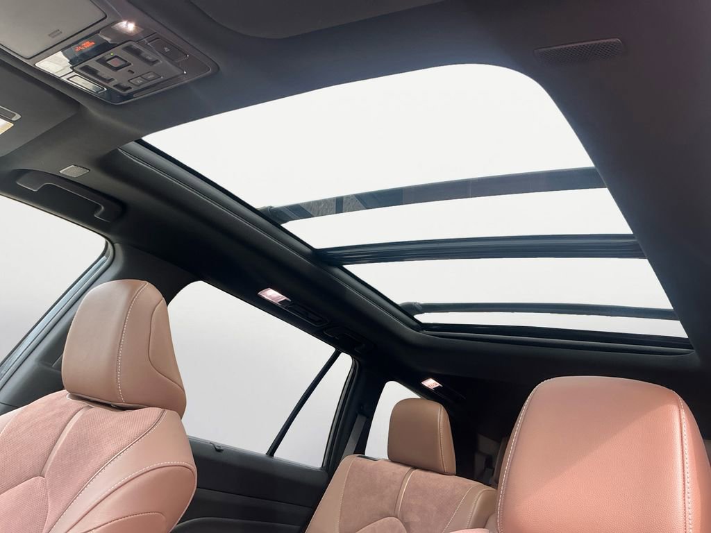 Used 2025 Toyota Grand Highlander MAX Platinum image 20