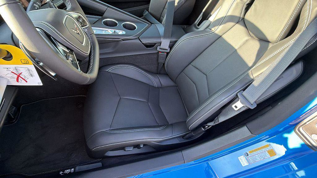 New 2026 Chevrolet Corvette Stingray Convertible w/ 1LT image 16
