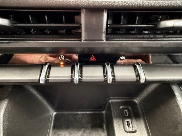 Used 2023 Chevrolet Colorado W/T RWD image 34