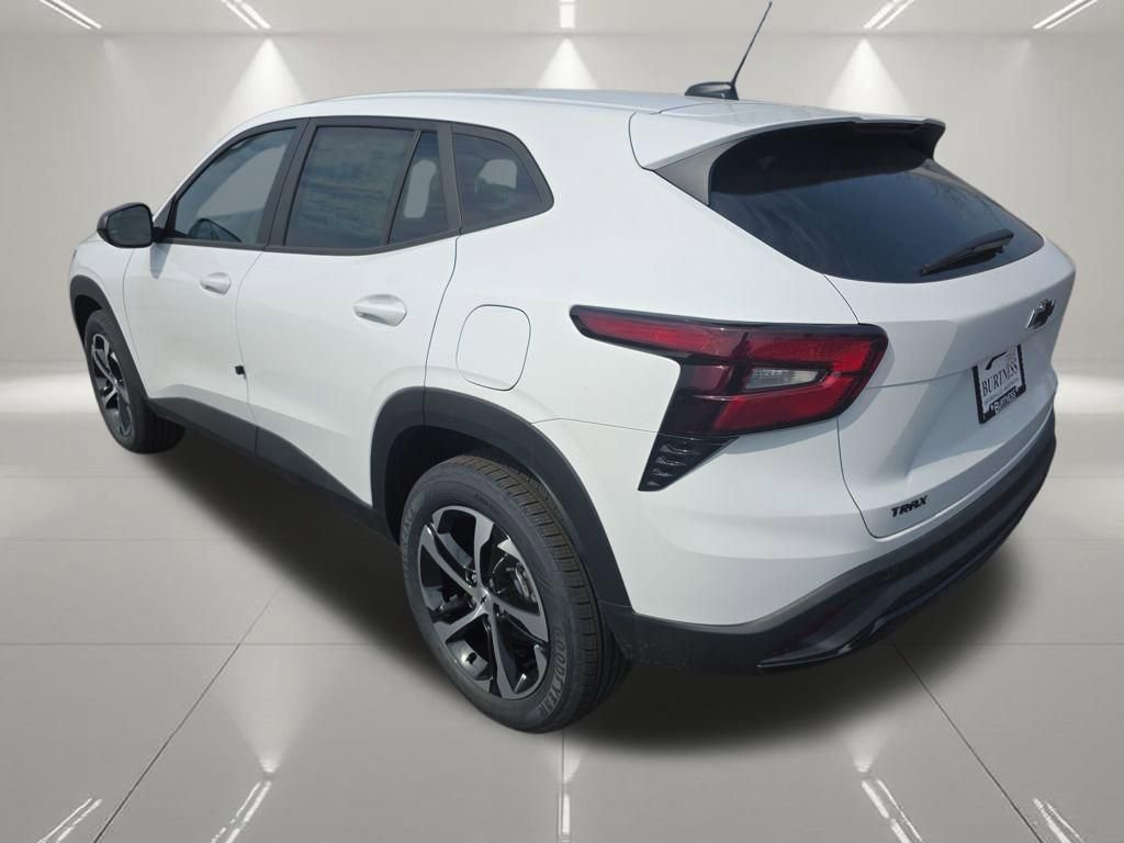 New 2026 Chevrolet Trax RS w/ Sunroof Package image 4