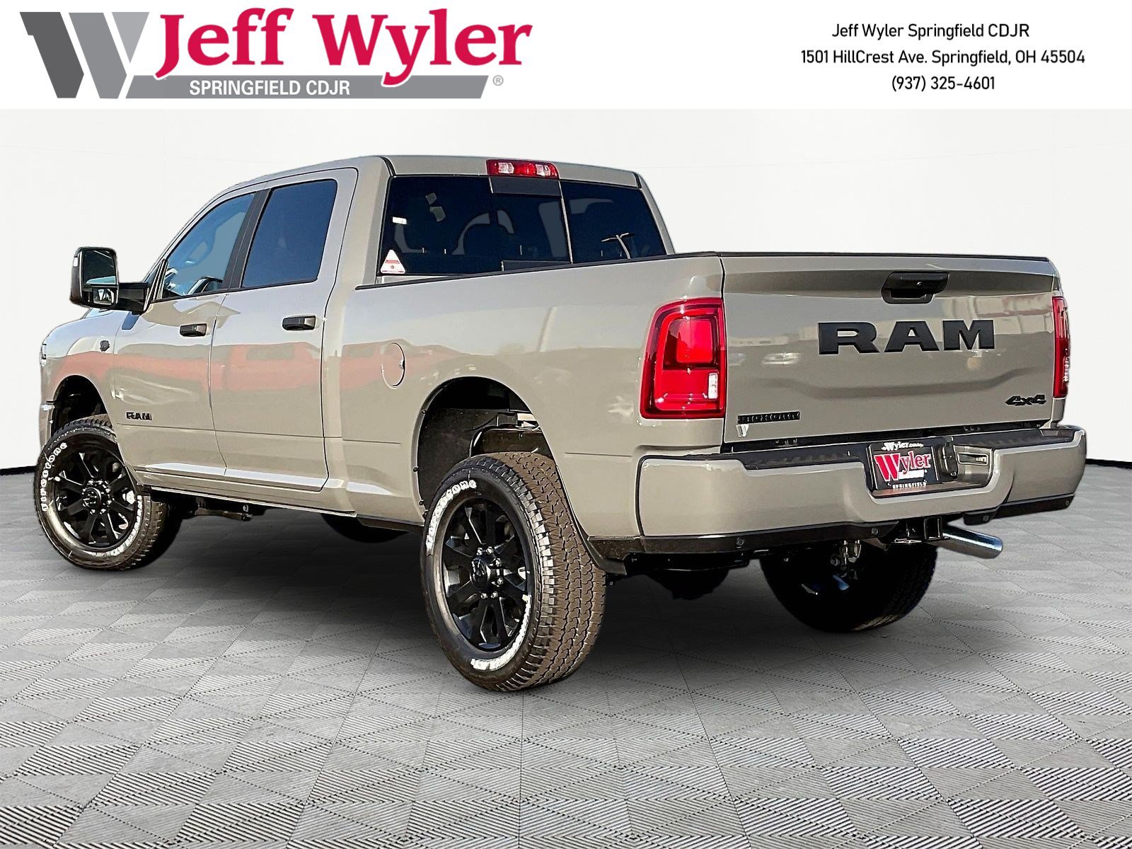 New 2027 RAM 2500 Big Horn AWD/4WD image 4