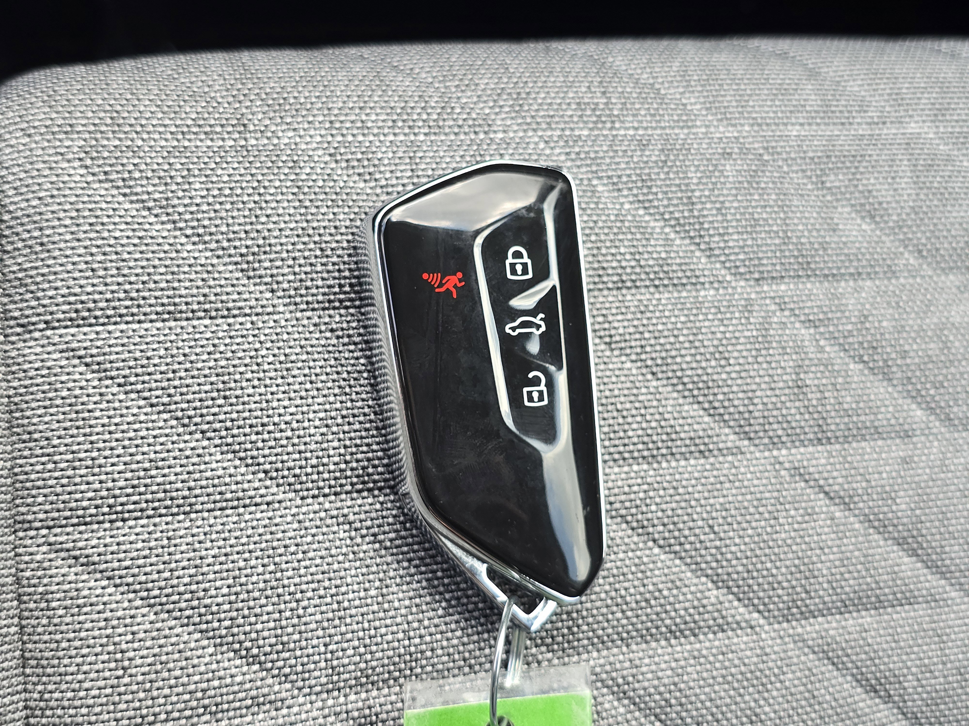 New 2025 Volkswagen Tiguan S image 27