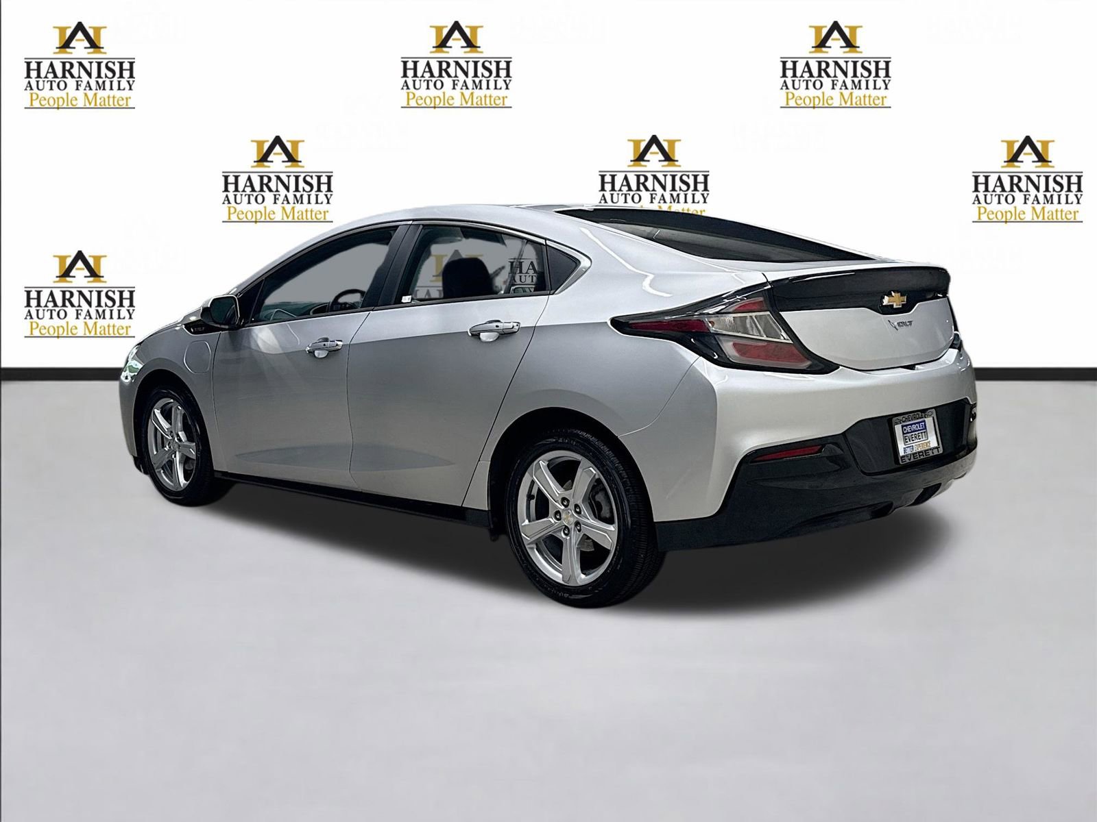 Used 2017 Chevrolet Volt LT FWD image 8