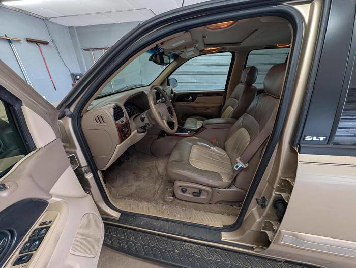 Used 2004 GMC Envoy SLT AWD/4WD image 21