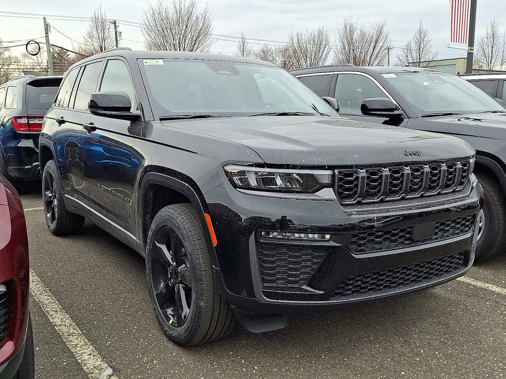 New 2026 Jeep Grand Cherokee Limited w/ Limited Altitude Package AWD/4WD image 3