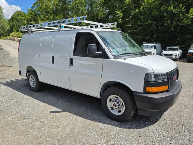 New 2025 GMC Savana 2500 w/ Driver Convenience Package image 27
