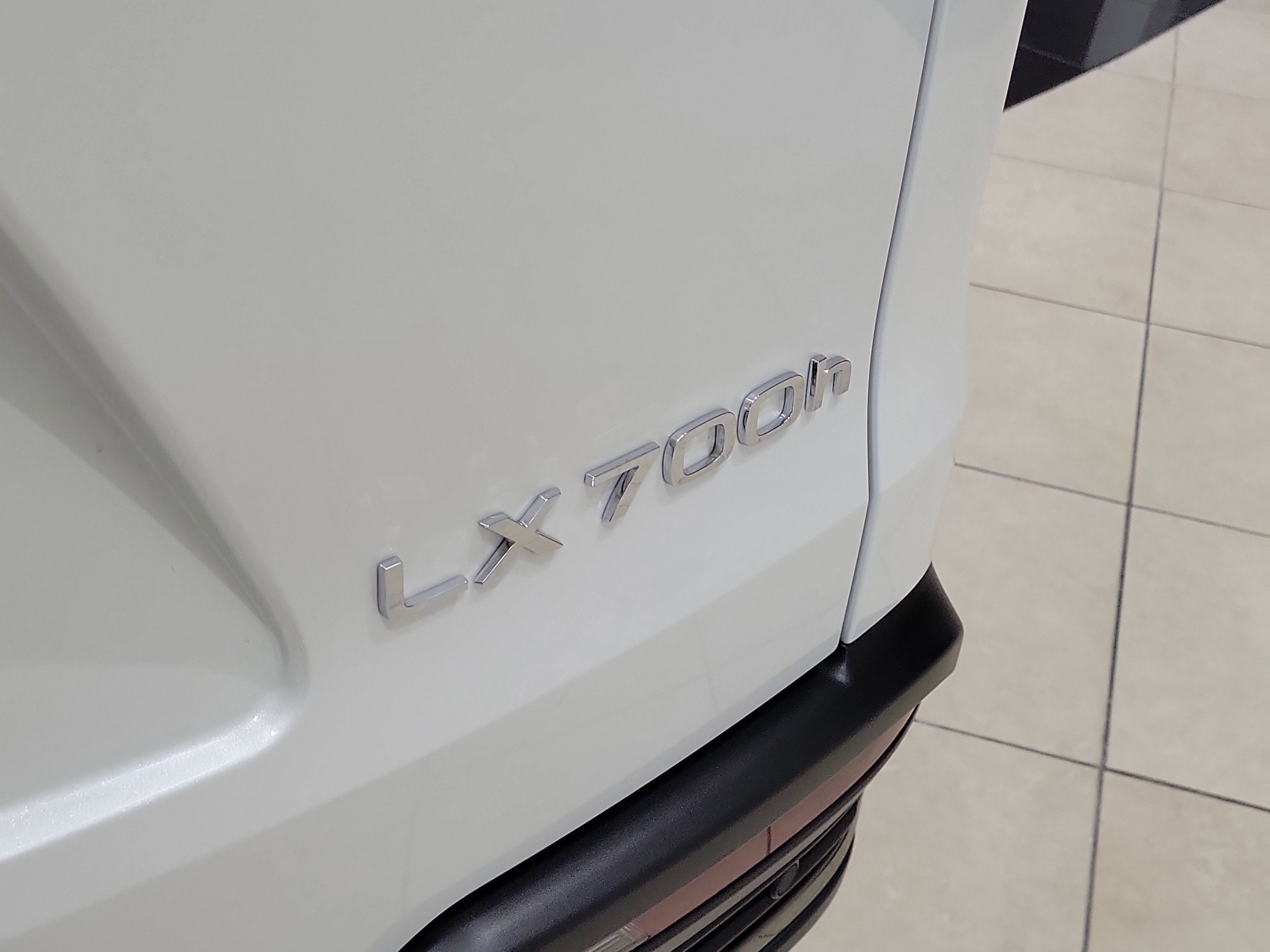 New 2026 Lexus LX 700h Overtrail AWD/4WD image 5