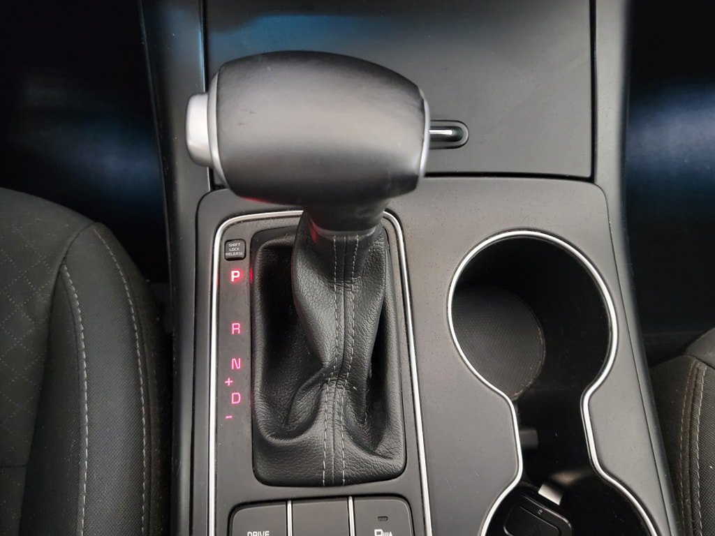 Used 2020 Kia Sorento S FWD image 17