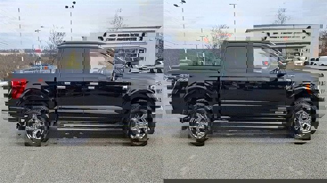 Certified 2023 Ford F150 XLT w/ Equipment Group 302A High image 9