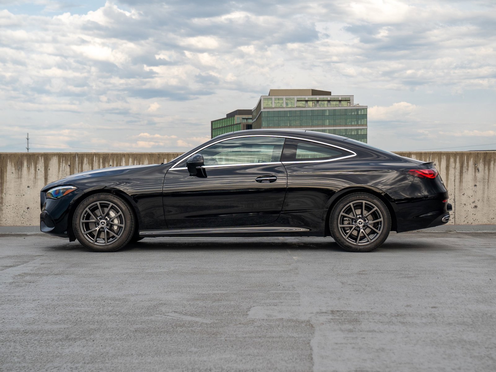 Used 2026 Mercedes-Benz CLE 300 4MATIC Coupe image 3