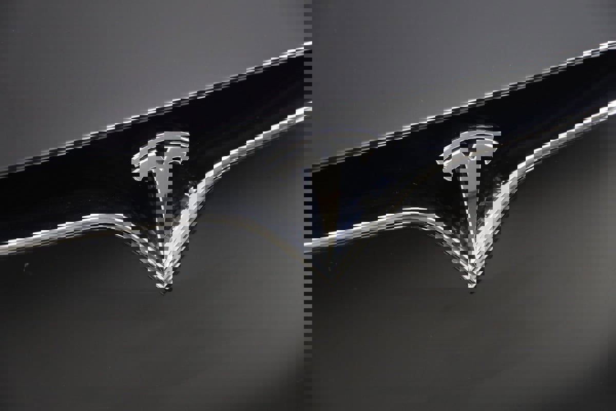 Used 2021 Tesla Model S Long Range Plus image 17