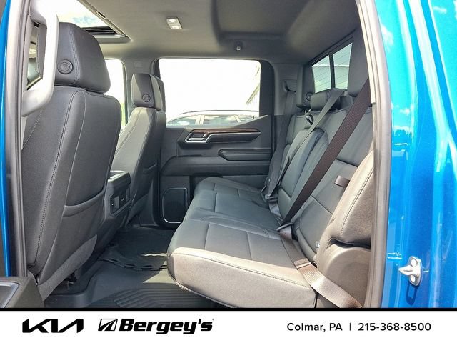 Used 2024 Chevrolet Silverado 1500 LT Trail Boss w/ LT Trail Boss Premium Package AWD/4WD image 12