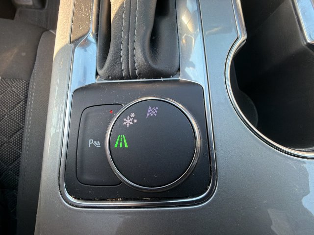 Used 2019 Chevrolet Blazer LT FWD image 29