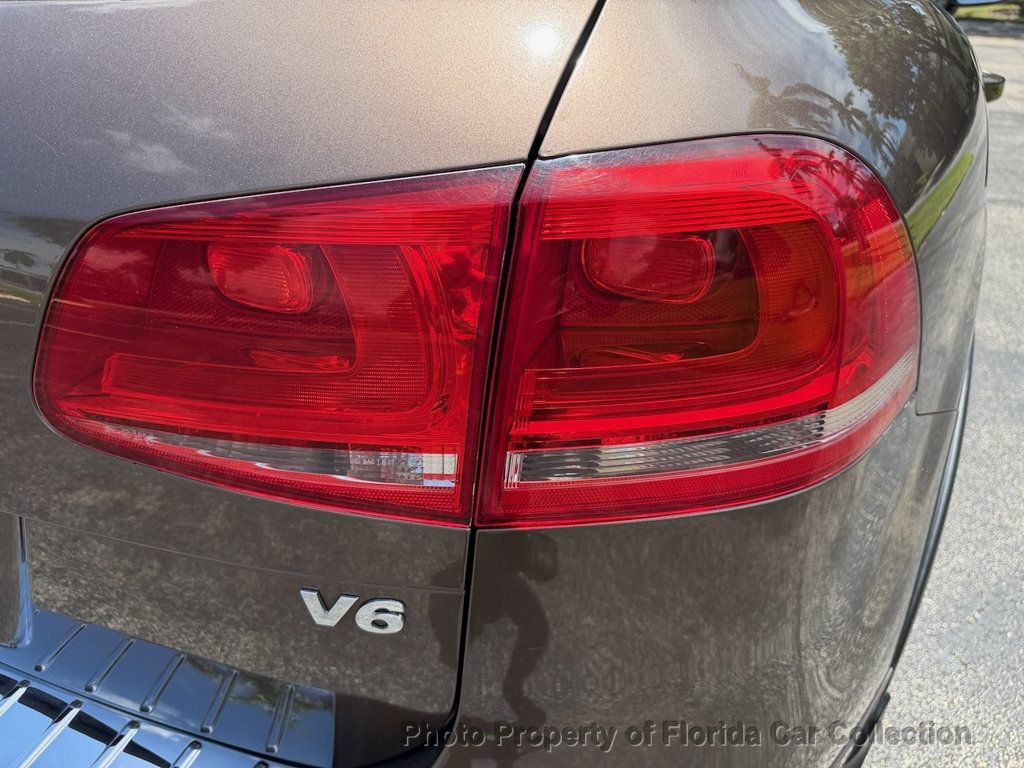 Used 2012 Volkswagen Touareg VR6 AWD/4WD image 32