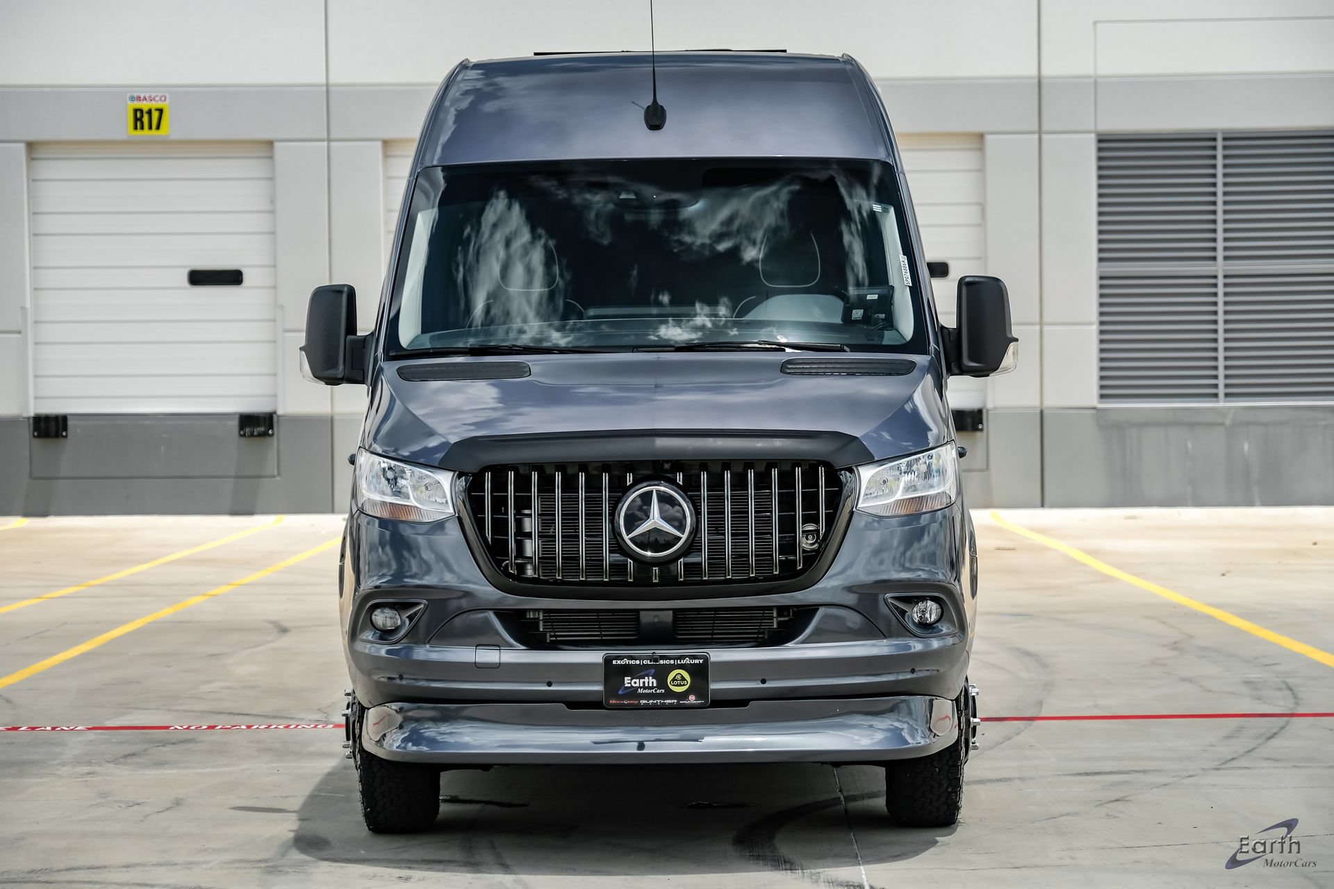 Used 2021 Mercedes-Benz Sprinter 3500 w/ Comfort Plus Package image 26