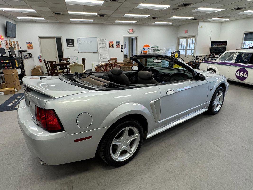 Used 2000 Ford Mustang GT RWD image 31