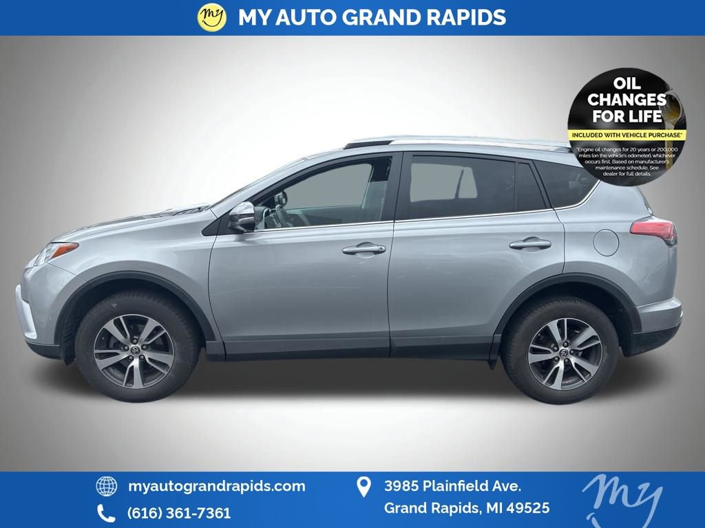 Used 2016 Toyota RAV4 XLE image 3