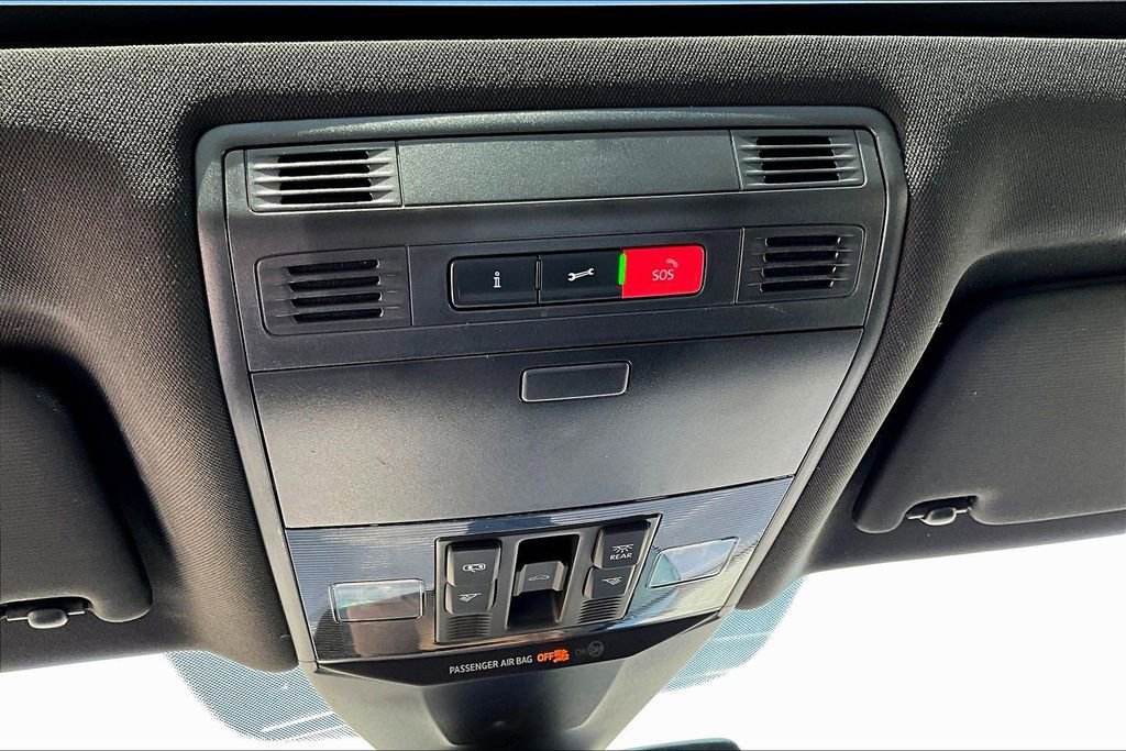 Used 2022 Volkswagen Arteon SEL image 17