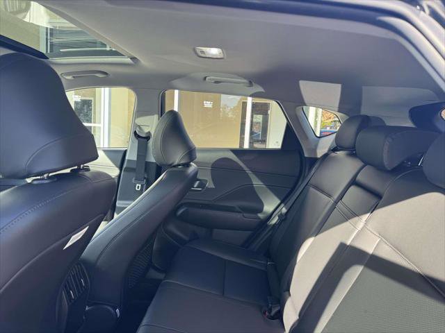 Used 2025 Hyundai Kona Limited image 11