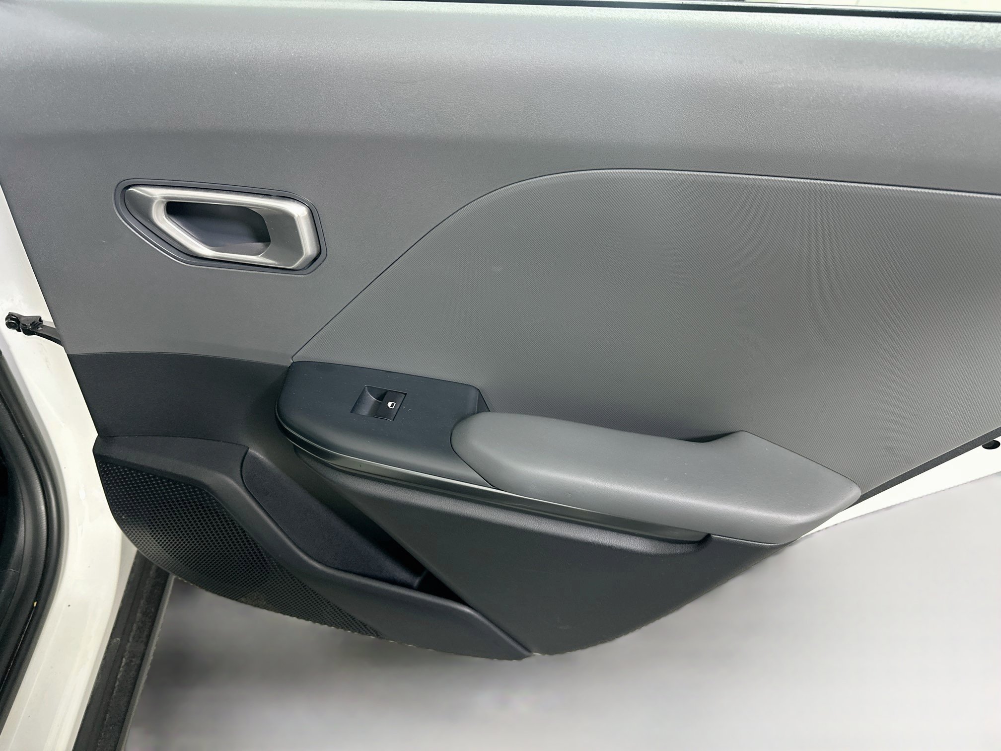 Used 2025 Kia K4 FWD image 28