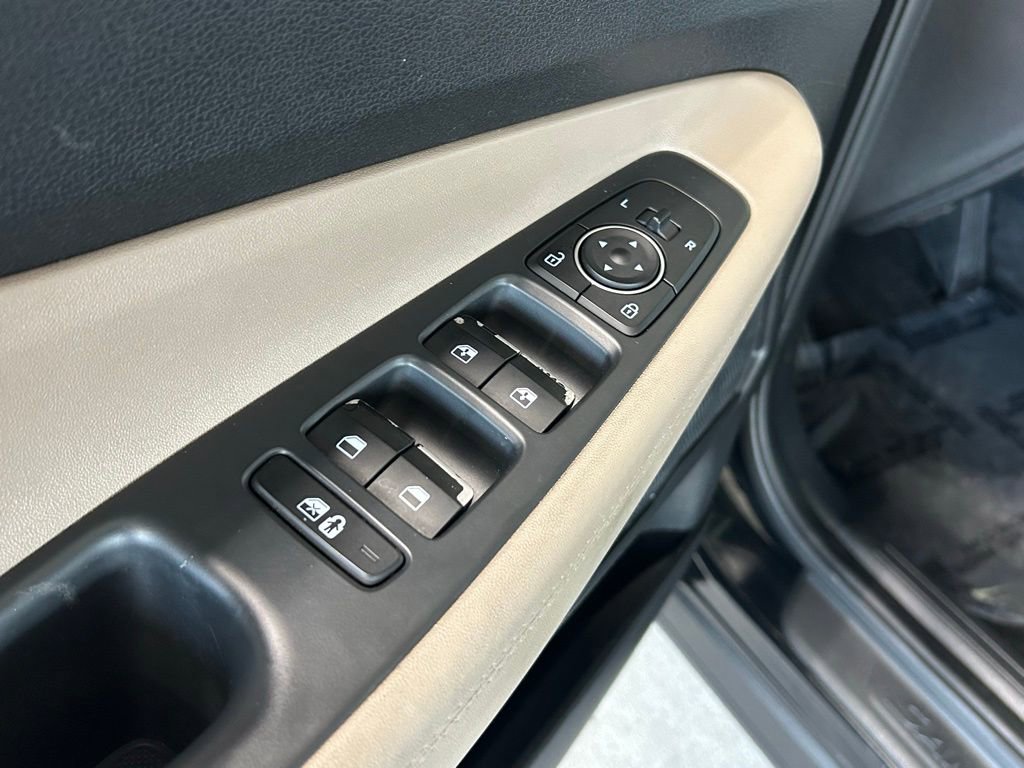 Used 2022 Hyundai Santa Fe SEL image 40