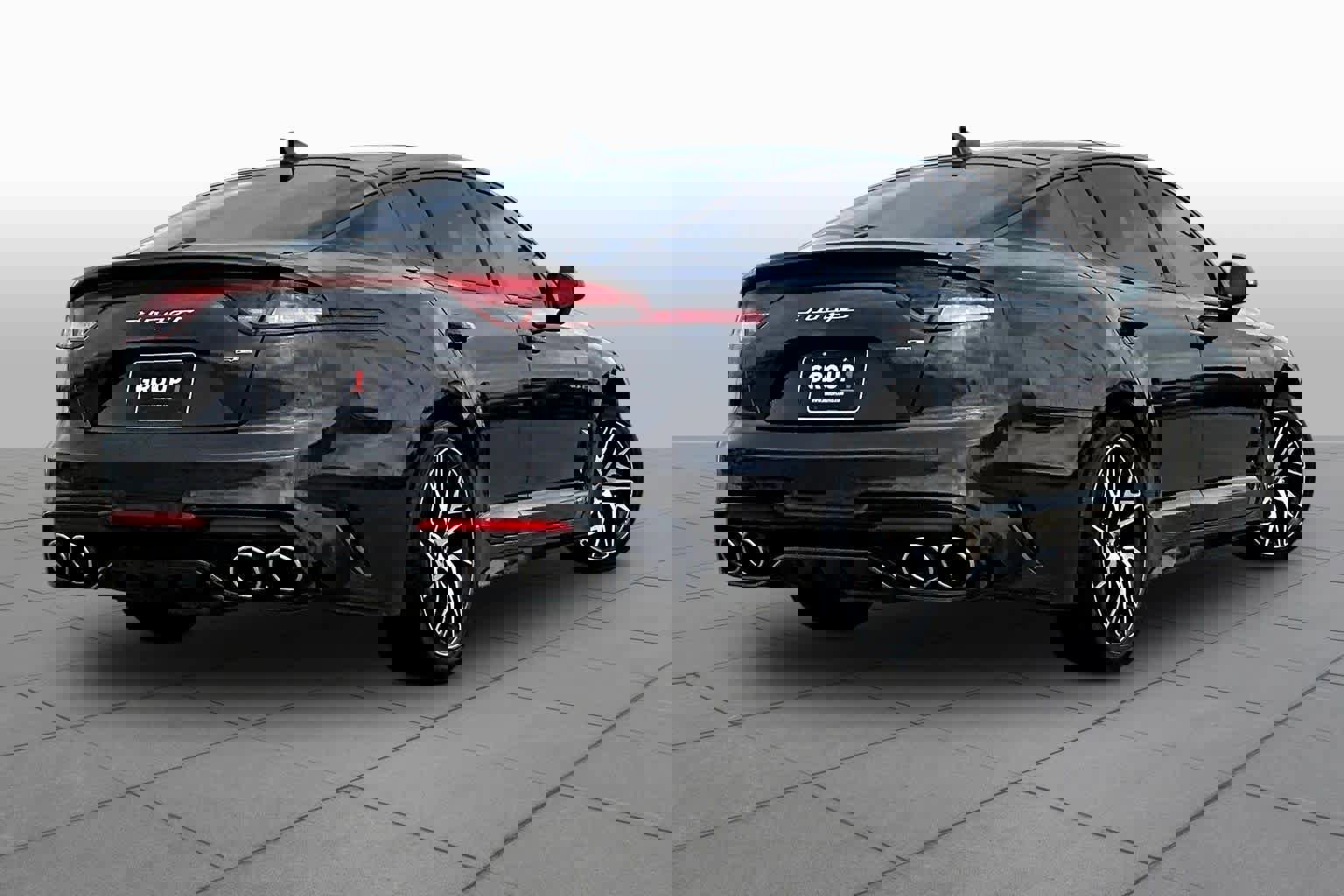 Used 2023 Kia Stinger GT-Line w/ Sun & Sound Package image 13