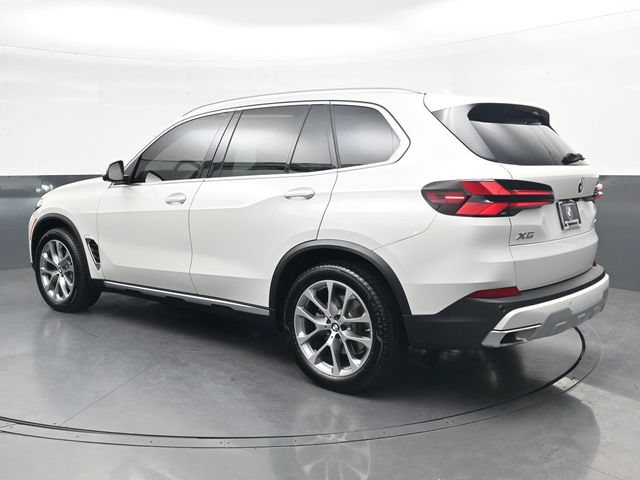 Certified 2026 BMW X5 xDrive40i w/ Premium Package AWD/4WD image 7