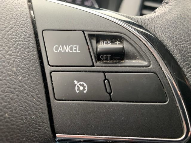 Used 2019 Mitsubishi Outlander AWD image 23