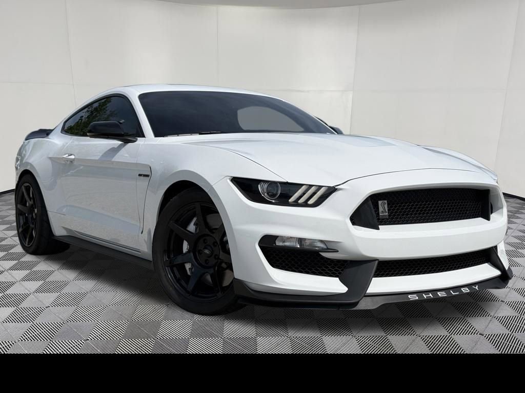Used 2019 Ford Mustang Shelby GT350 w/ Technology Package RWD image 4